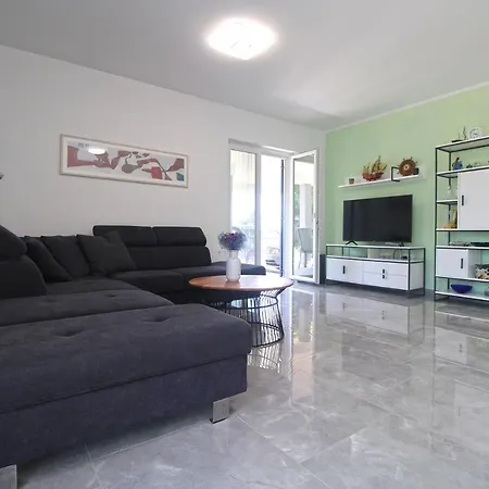 House Volme 2259 Banjole