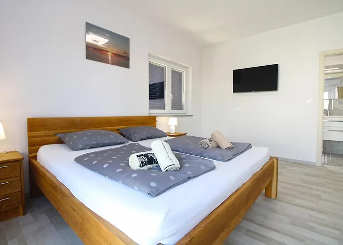 House Volme 2259 * 班约勒