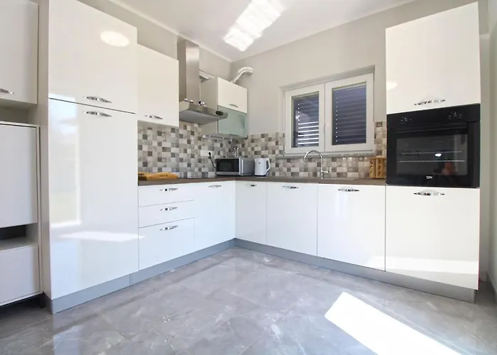 House Volme 2259 * 班约勒